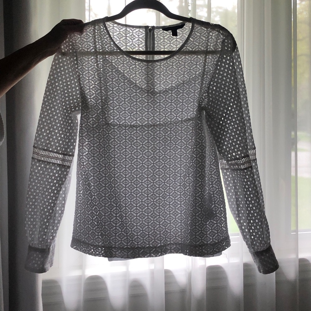 Banana republic blouse✨